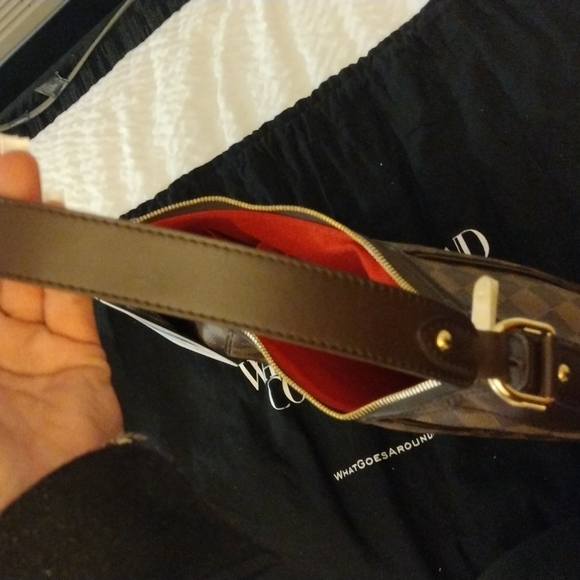 Louis Vuitton Purse - Picture 5 of 5